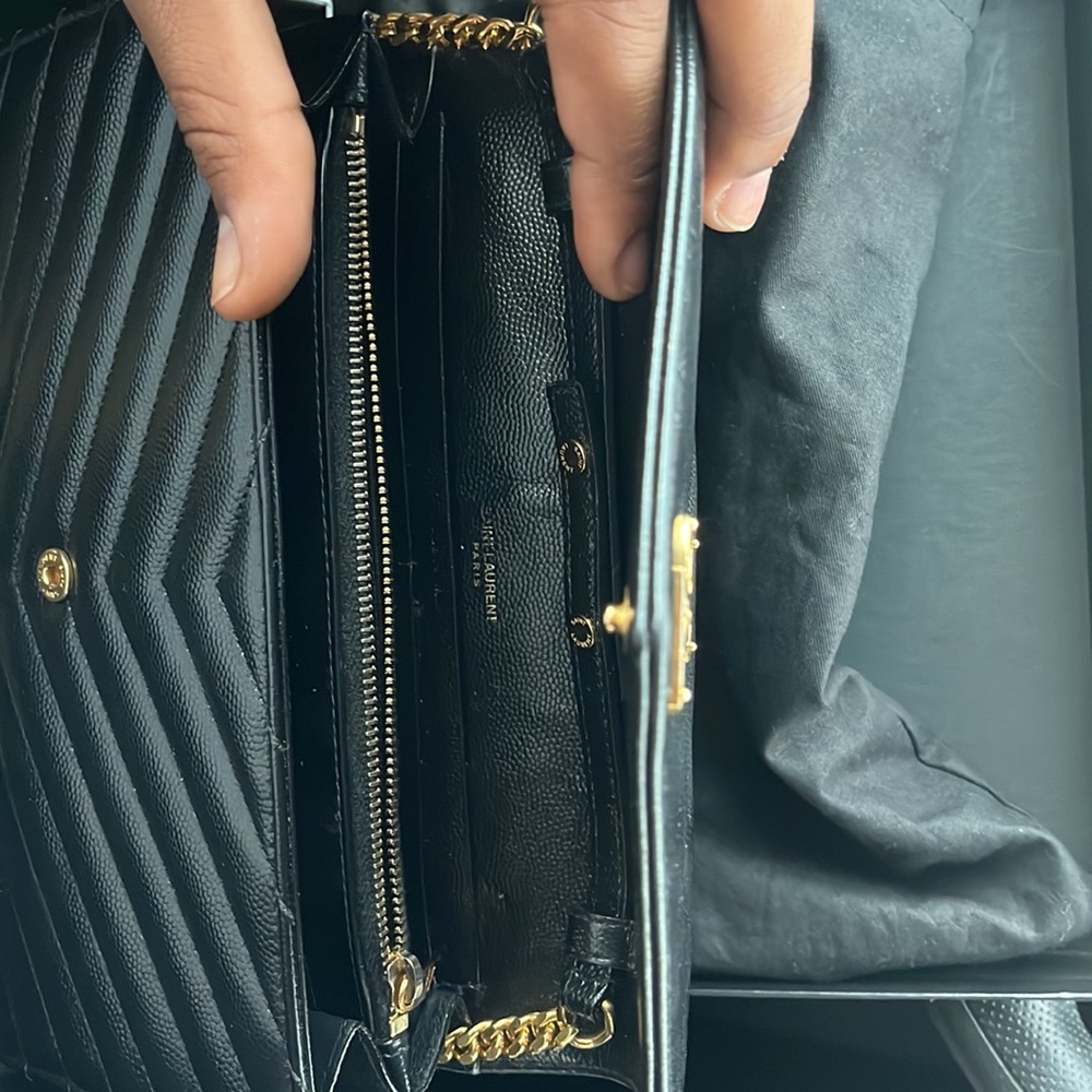 YSL Wallet on Chain - Picture 3 of 5